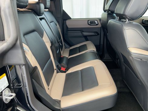 Used 2024 Ford Bronco Wildtrak image 29