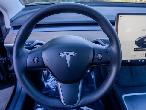 Used 2023 Tesla Model 3 Performance image 5