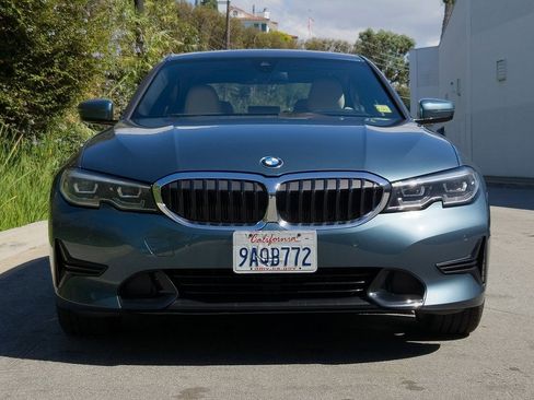 Used 2021 BMW 330i Sedan w/ Convenience Package image 27