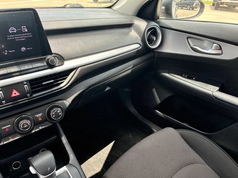 Used 2023 Kia Forte LXS FWD image 32