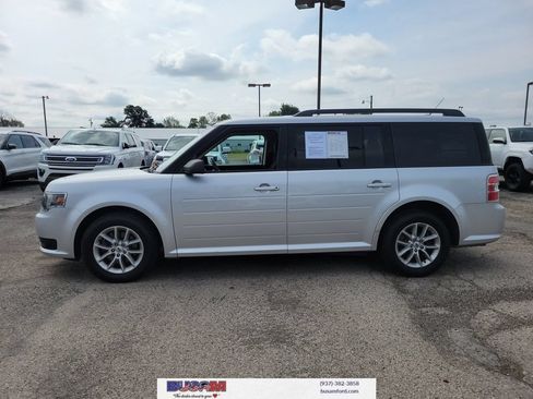 Used 2019 Ford Flex SE FWD image 28
