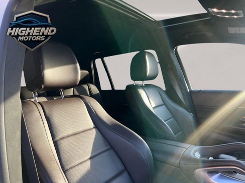 Used 2020 Mercedes-Benz GLS 450 4MATIC image 29