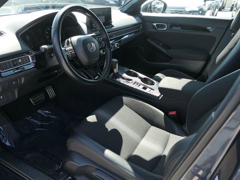 Used 2025 Honda Civic Sport image 11
