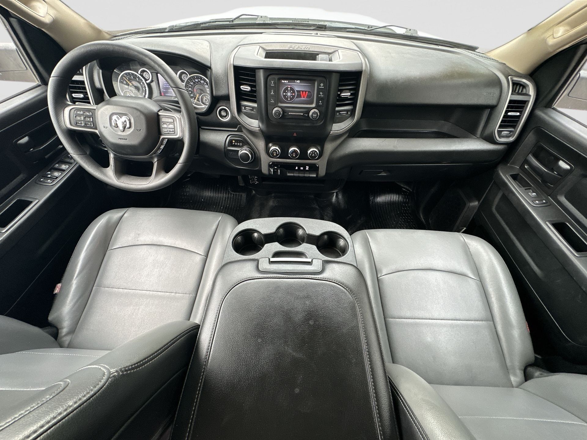Used 2020 RAM 2500 Tradesman w/ Chrome Appearance Group RWD image 20