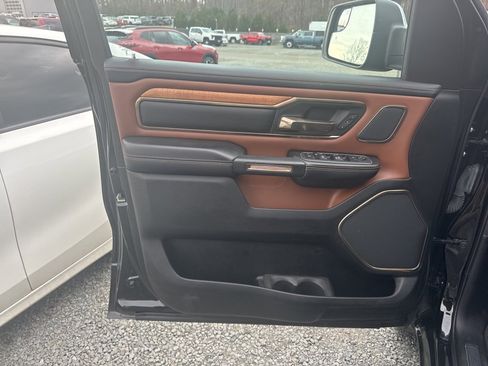Used 2023 RAM 1500 Limited image 18