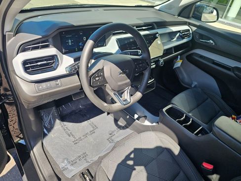 New 2027 Chevrolet Bolt LT FWD image 19