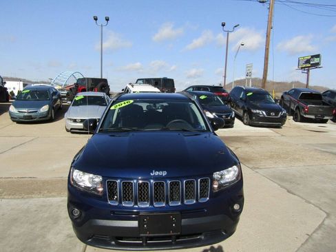 Used 2016 Jeep Compass Sport w/ Power Value Group AWD/4WD image 3