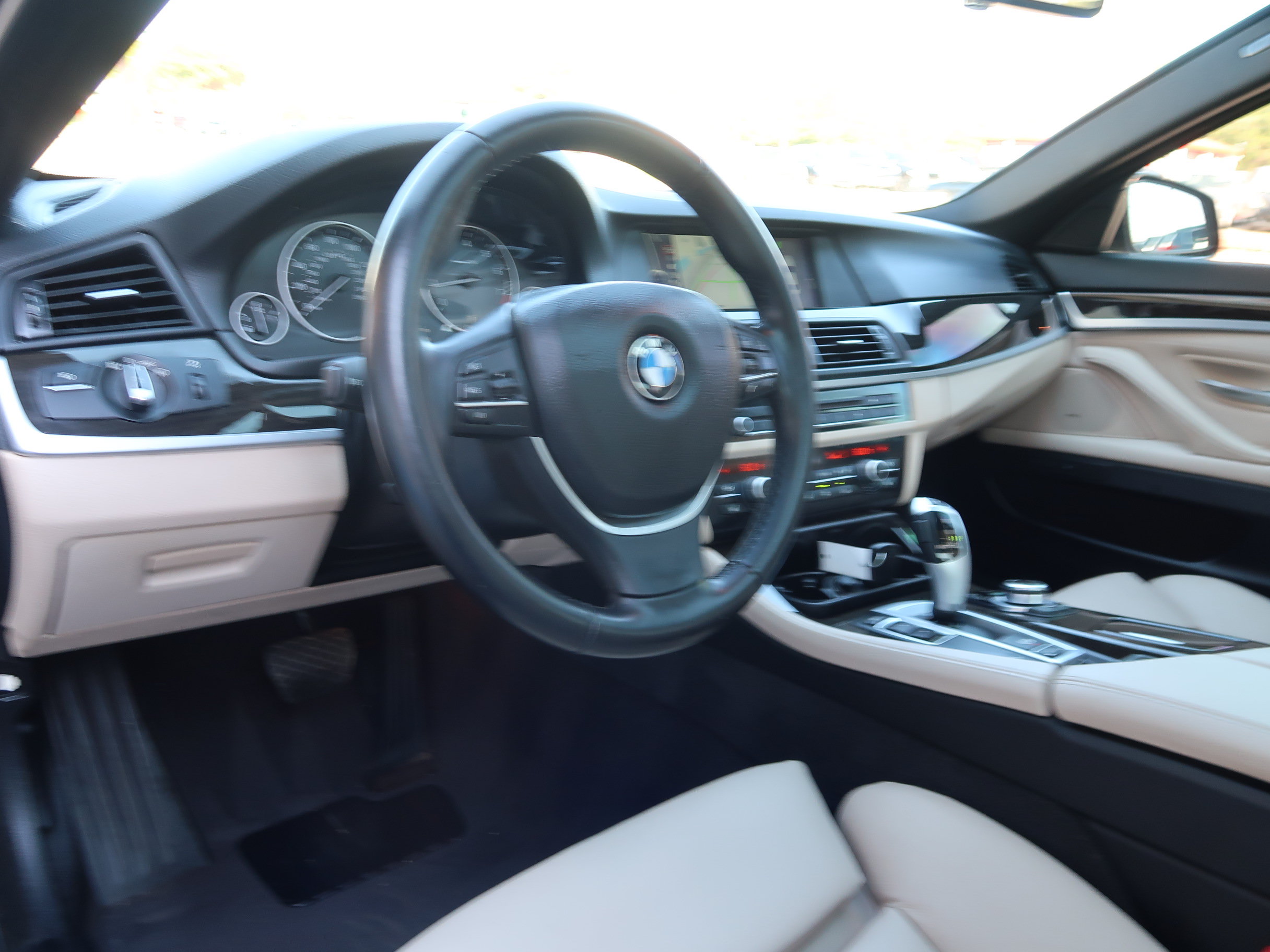 Used 2012 BMW 528i Sedan RWD image 18
