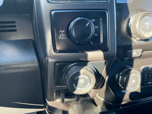 Used 2018 Ford F150 XLT w/ Equipment Group 302A Luxury image 22