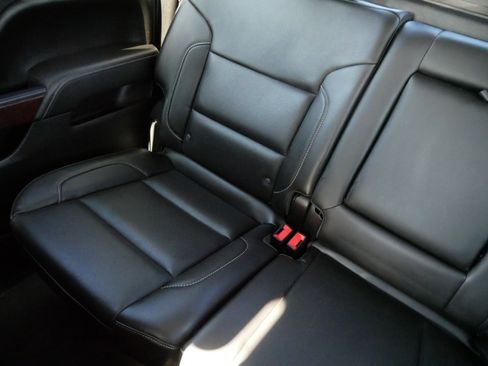 Used 2015 GMC Sierra 1500 SLT w/ SLT Crew Cab Value Package image 12