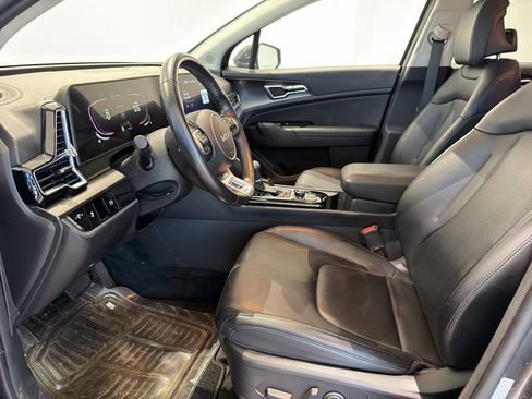 Used 2023 Kia Sportage EX FWD image 12
