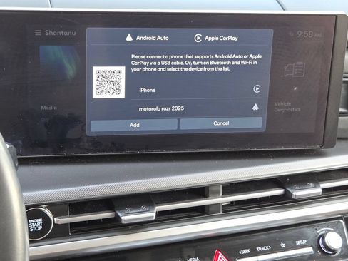 Used 2024 Hyundai Santa Fe SE AWD/4WD image 3