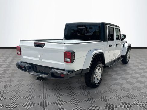 Used 2023 Jeep Gladiator Sport AWD/4WD image 6