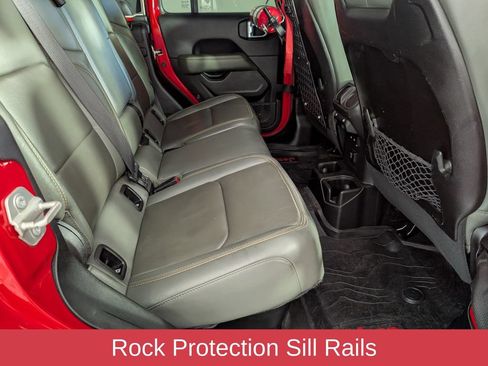 Used 2024 Jeep Gladiator Mojave AWD/4WD image 32
