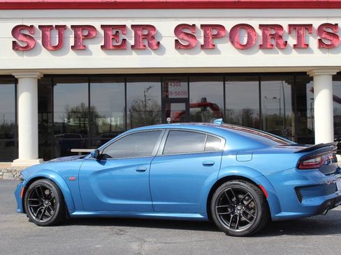 Used 2020 Dodge Charger Scat Pack RWD image 5