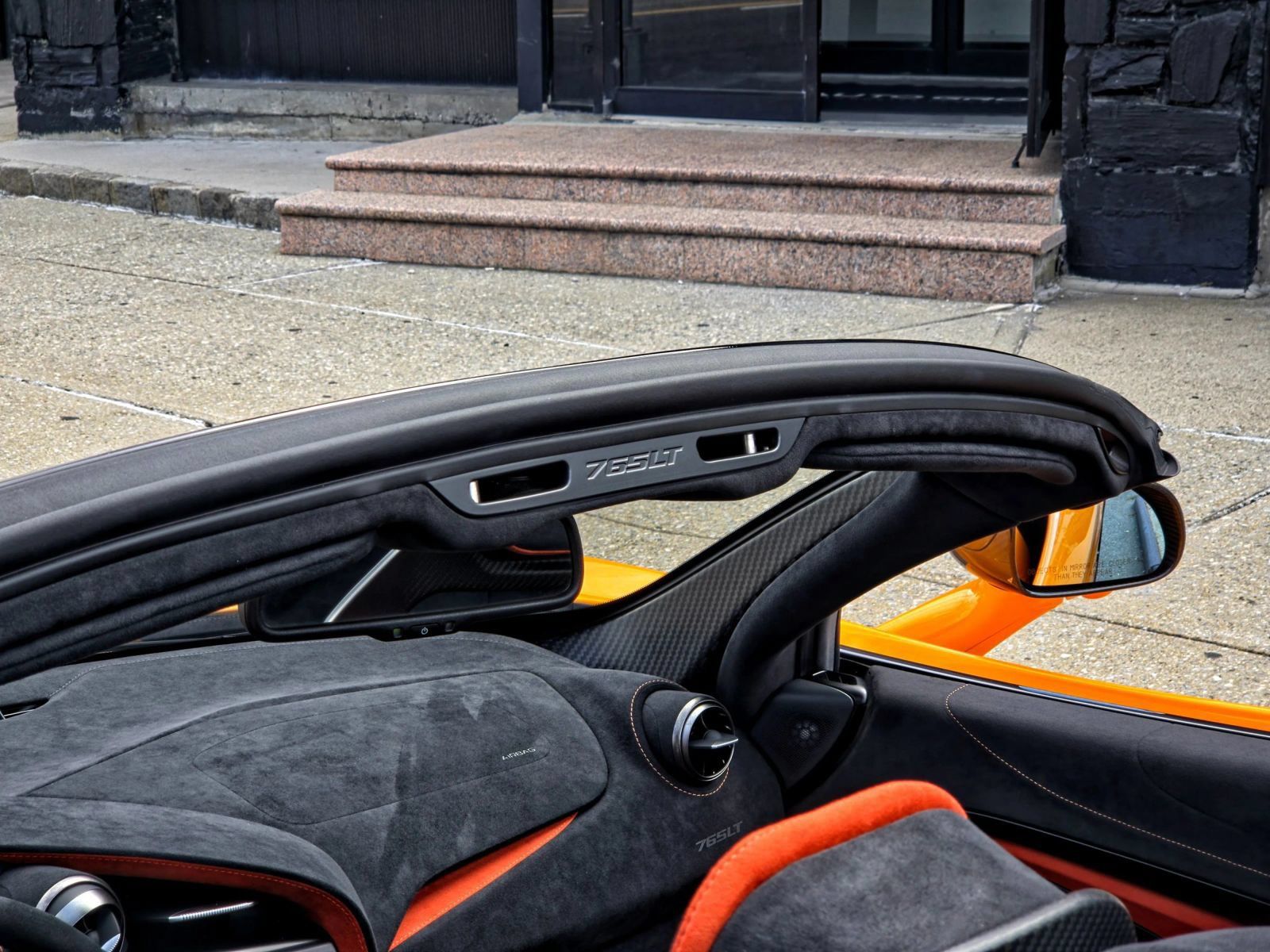 Used 2022 McLaren 765LT RWD image 46