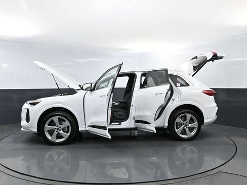 New 2026 Audi Q5 Premium Plus AWD/4WD image 29