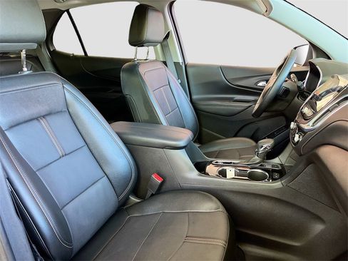 Used 2024 Chevrolet Equinox Premier image 29