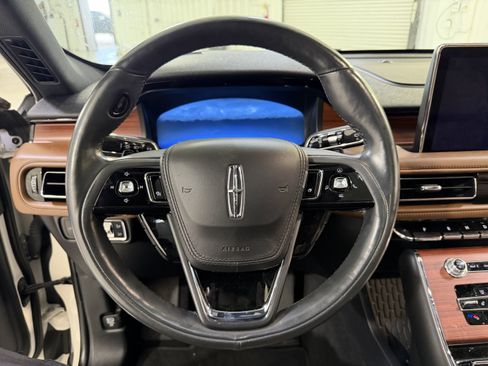 Used 2021 Lincoln Aviator Reserve w/ Equipment Group 202A AWD/4WD image 17