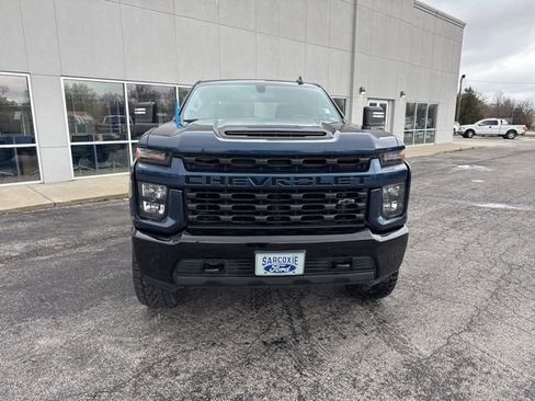 Used 2022 Chevrolet Silverado 2500 Custom w/ Custom Convenience Package image 2