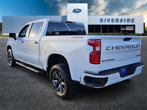 Used 2021 Chevrolet Silverado 1500 Custom w/ LPO, Dark Essentials Package image 5