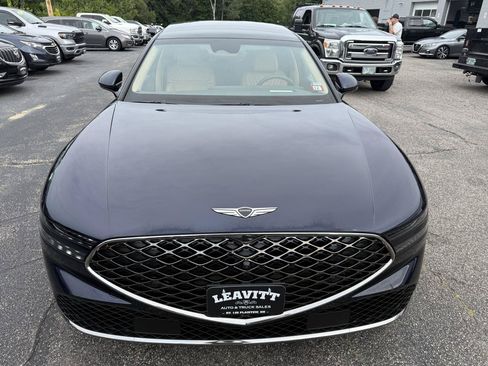 Used 2025 Genesis G90 3.5T AWD/4WD image 3