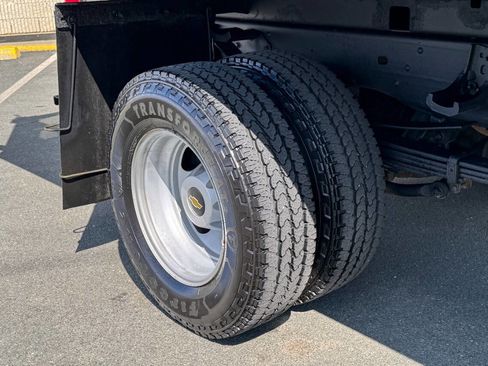 Used 2020 Chevrolet Silverado 3500 W/T w/ WT Convenience Package image 17