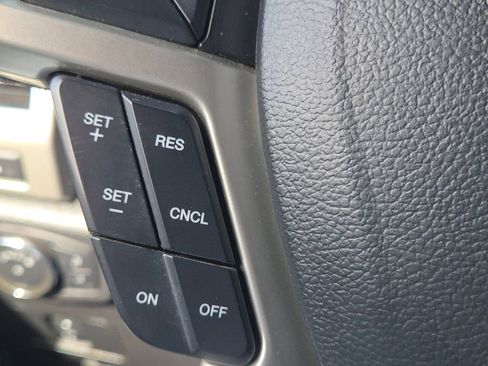 Used 2020 Ford F250 Lariat image 19