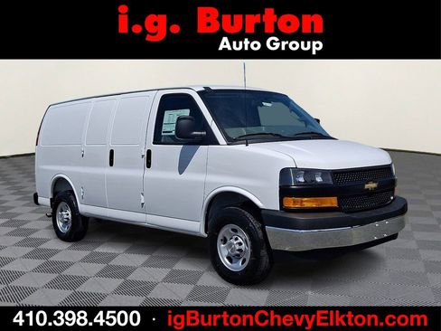 New 2026 Chevrolet Express 2500 w/ Driver Convenience Package RWD image 1