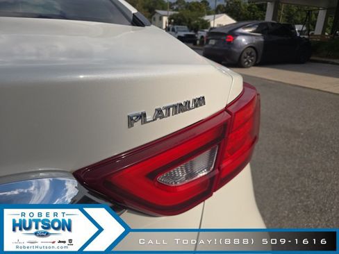 Used 2017 Nissan Maxima Platinum FWD image 24