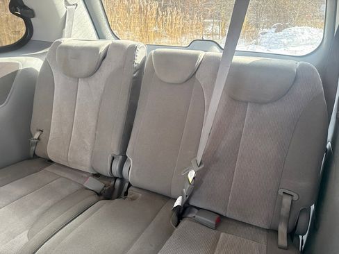 Used 2014 Kia Sedona LX image 14