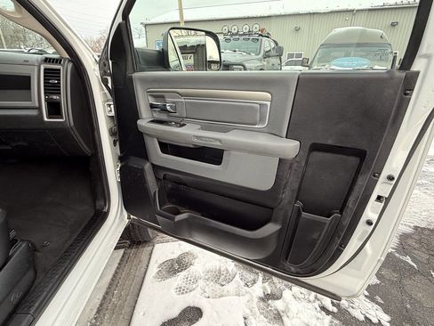 Used 2015 RAM 2500 Tradesman w/ Power Accessory Group image 16