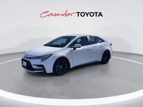 Certified 2026 Toyota Corolla SE image 4