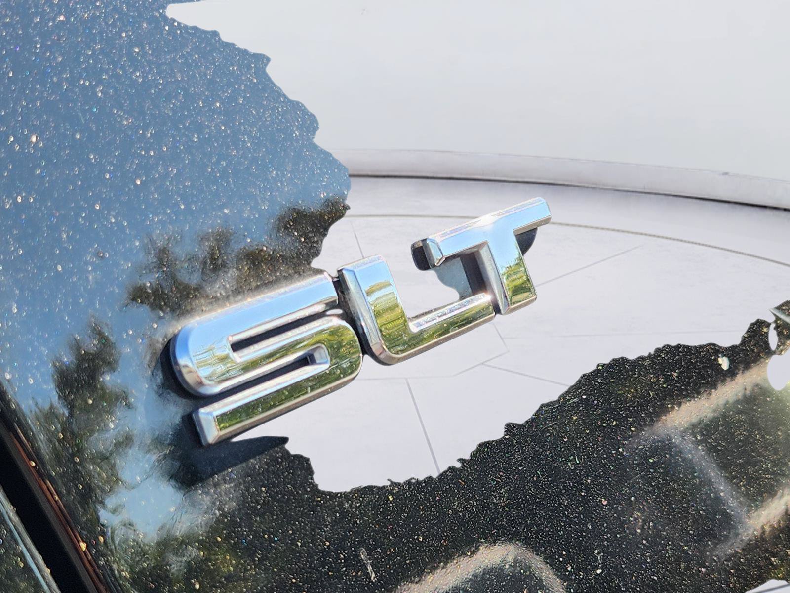 Used 2019 GMC Acadia SLT w/ Black Edition FWD image 13