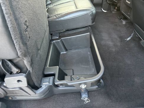 Used 2015 Ford F350 Platinum w/ Platinum Package image 32