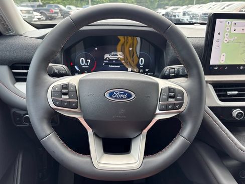 New 2026 Ford Explorer Active RWD image 23