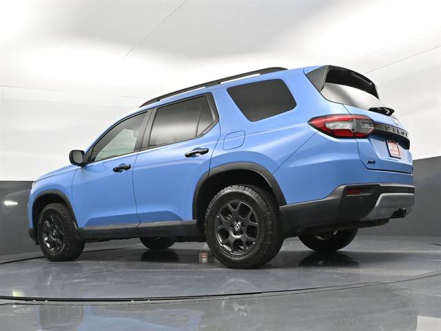 Used 2023 Honda Pilot TrailSport image 37