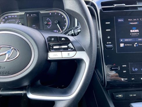 Used 2024 Hyundai Tucson SEL image 22