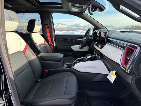 New 2026 GMC Canyon AT4X w/ AT4X AEV Edition image 10