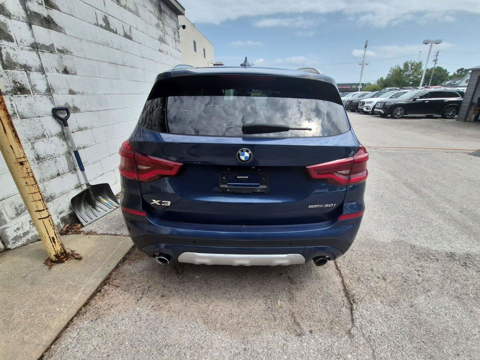 Used 2019 BMW X3 sDrive30i w/ Premium Package RWD image 4