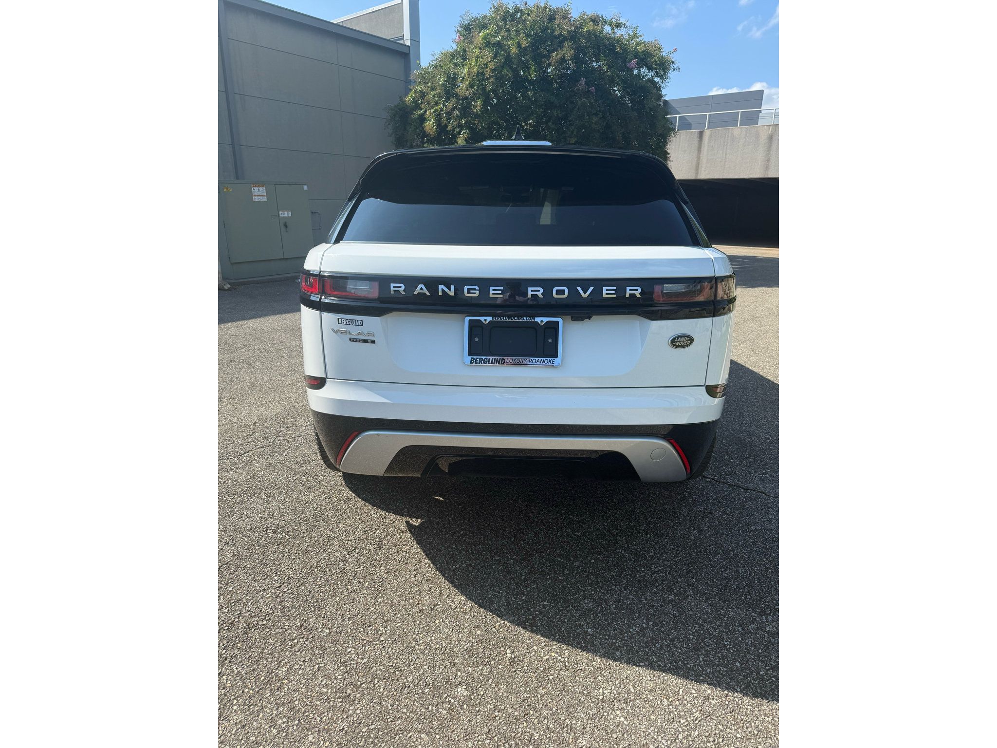 Used 2020 Land Rover Range Rover Velar S AWD/4WD image 7