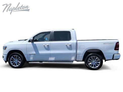 Used 2023 RAM 1500 Laramie AWD/4WD image 9