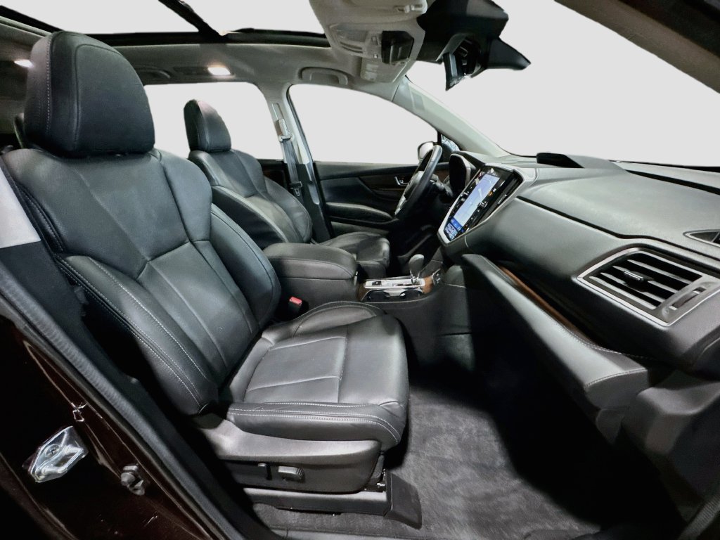 Used 2025 Subaru Ascent Touring AWD/4WD image 32