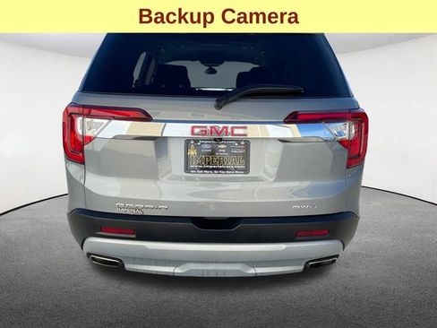 Used 2023 GMC Acadia SLE w/ Driver Convenience Package image 12