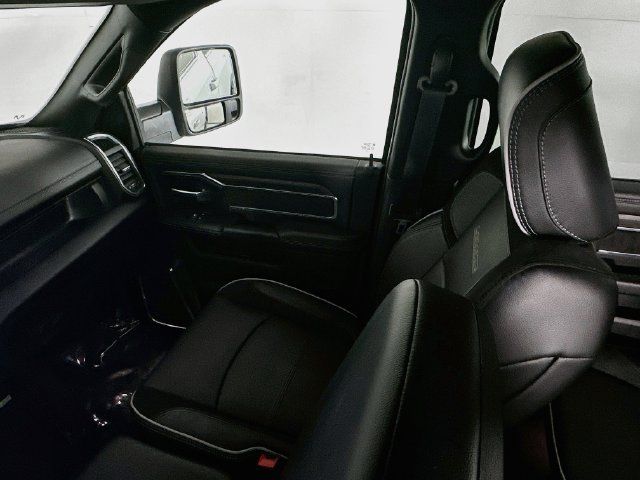 Used 2026 RAM 2500 Laramie AWD/4WD image 23