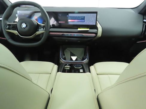 Certified 2025 BMW X3 xDrive30i w/ Premium Package image 14