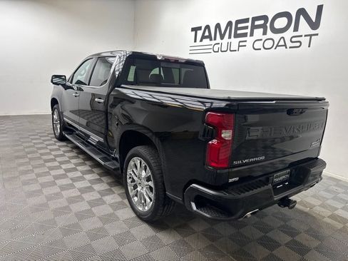 Used 2023 Chevrolet Silverado 1500 High Country w/ Technology Package AWD/4WD image 8