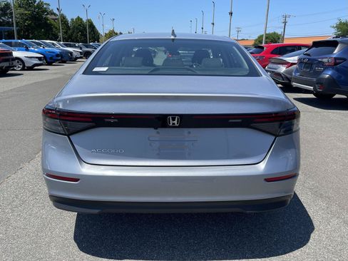 Used 2023 Honda Accord LX image 18