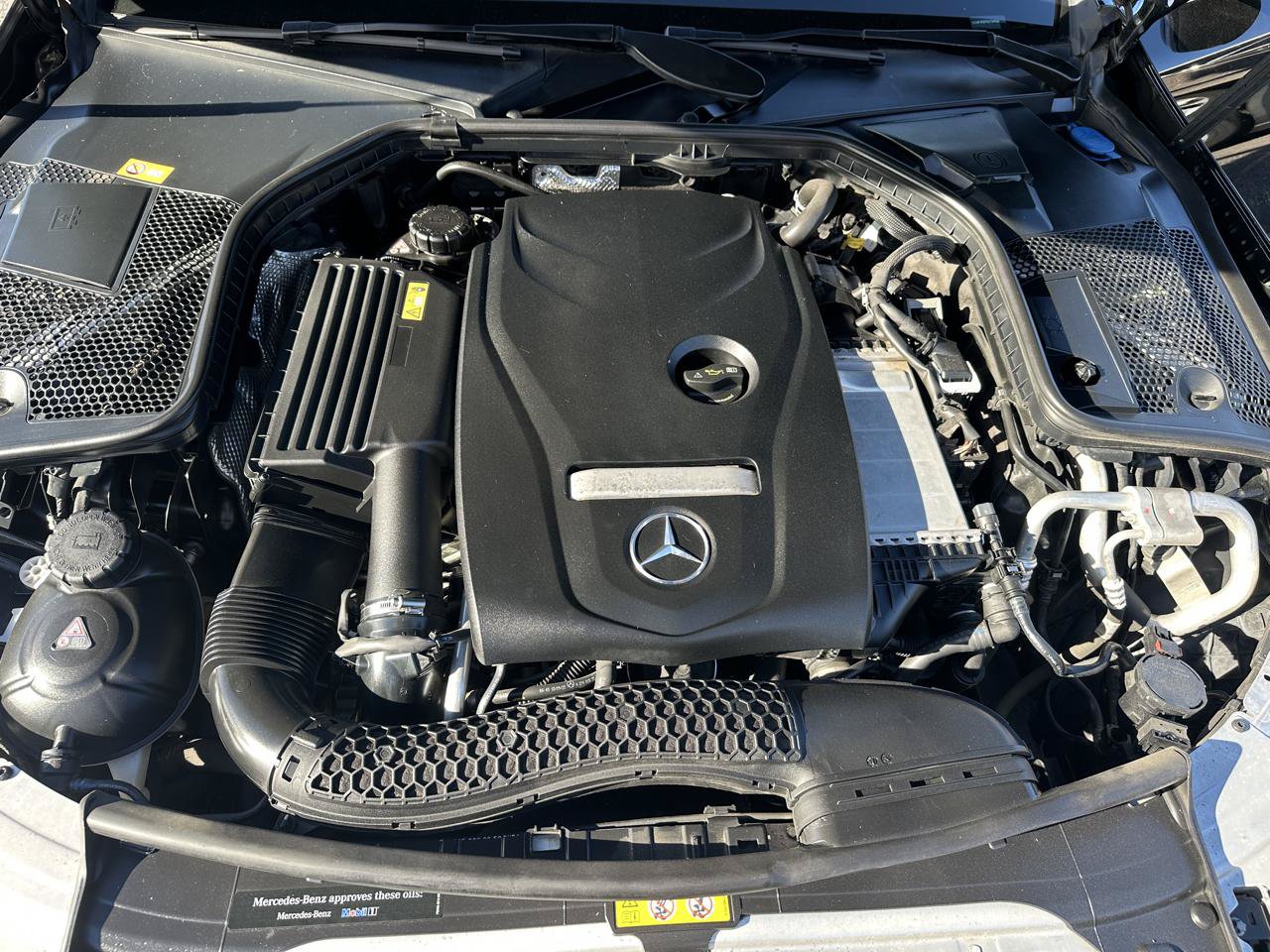 Used 2016 Mercedes-Benz C 300 4MATIC Sedan image 27