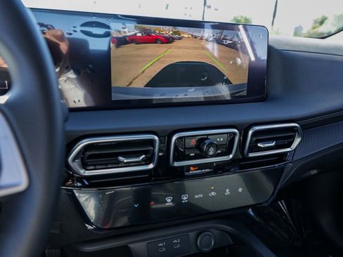 New 2026 Nissan Sentra SV image 28